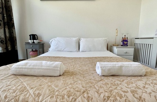 Yarm Hotel | Private Hot Tub Room