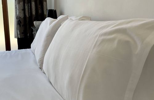 Yarm Hotel | Private Hot Tub Room