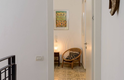 Neve Tzedek Apartment | Private-house like duplex in Neve Tsedeq - Parking+terrace - SHABAZI