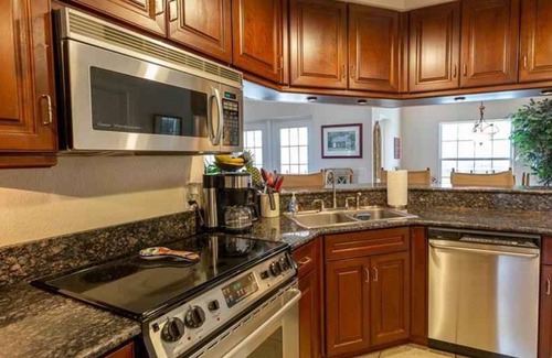 Auburndale House | private Lake house by the canal of lake Arietta