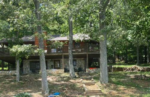 Blairsville Cabin | Private Lakefront Home With Mountain Vistas. Canoe And Rowboat Available. Dock.