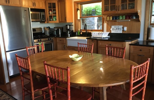 Jeffersonville House | Private Lakefront Cottage, Fish, Row, Panoramic Lake Views.nPet Friendly!