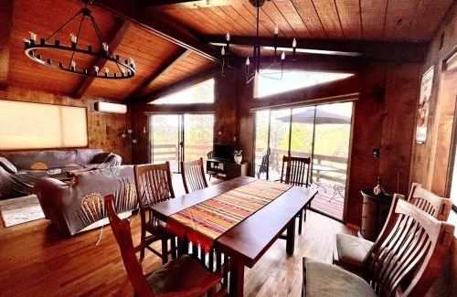 Groveland House | Private Lakeview Yosemite Full House El Capitan with Panoramic Sauna, HotTub, WiFi