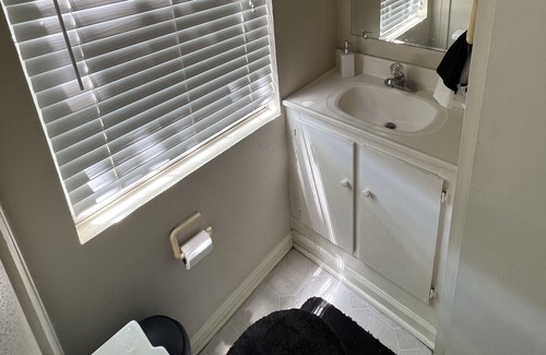 Sharpstown House | Private* LUXURY 2 Story Pool House