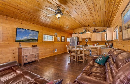 Mountainaire House | Private Luxury Cabin