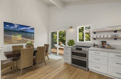 Kailua House | Private Luxury Home, Steps from the Beach w/AC, Ranch Beach House