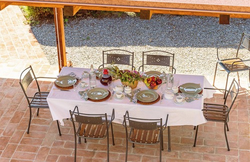Citta della Pieve Villa | PRIVATE LUXURY VILLA WITH HEATED SWIMMING POOL AND HEATED JACUZZI