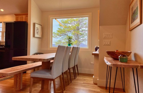 Old Fort House | Private Luxury Mountaintop Retreat on 10 acres. Black Mountain/Asheville