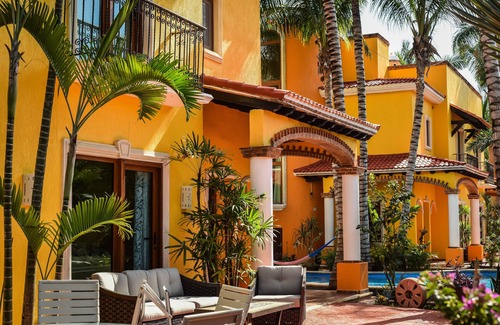 Villa Juarez Villa | Private Luxury Villa 15,000 sq ft,kid friendly, Maid, pvt.Chef,24 h security