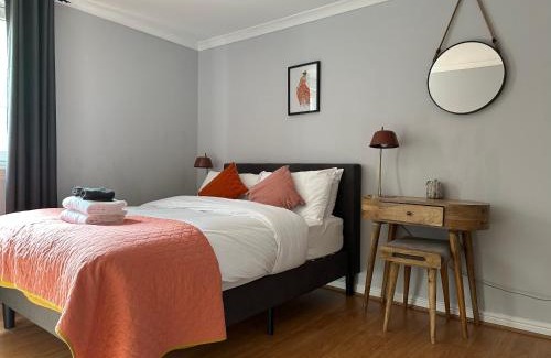 Leith Apartment | Private Main Door Lovely 2 bedroom apartment