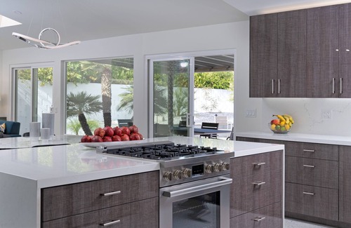 El Mirador House | Private Mid-century Ranch in Palm Springs Pool Home
