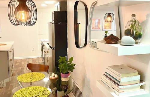 Historic Montford Apartment | Private Mid-Century Garden Apartment, King Sized Bed, Downtown 1.0 mile