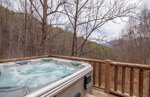 Vilas Cabin | Private Mountain Escape