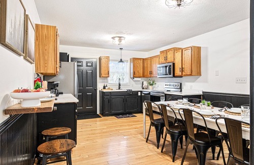 Charter Hills House | Private Mtn Ski Oasis! Hot tub Games! Pets Welcome