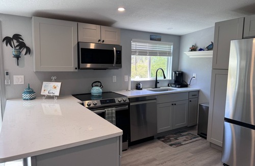 De Leon Springs Cottage | Private! Near De Leon Springs, Daytona, Deland, St. Augustine & More!