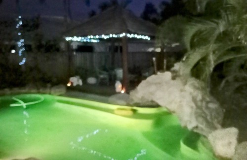 Oxenford House | Private Oasis among the Gold Coast Theme Parks.