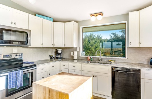 Copalis Beach House | Private ocean view escape with large deck, WiFi, & wood-burning fireplace