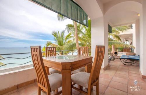 La Paz House | Private oceanview balcony & infinity pool onsite