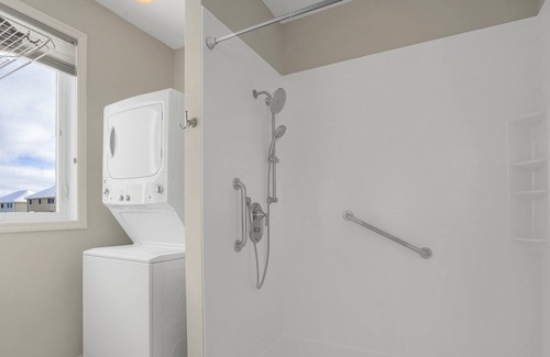 Apple Valley House | Private One Bedroom Suite