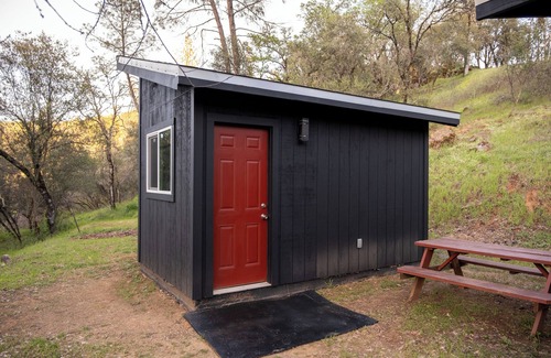 Auburn Cabin | Private, peaceful cabin's on the Bear River. Pets welcome!