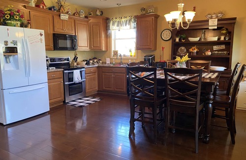 Seymour House | Private, peaceful farmhouse with mountain and horse views!