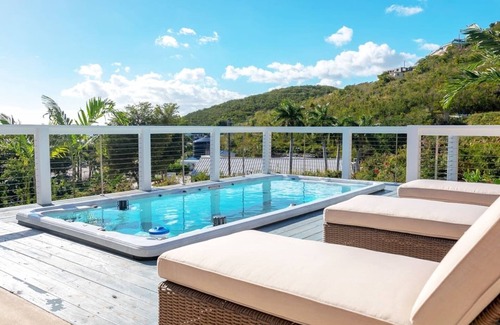 Estate Frenchman Bay Villa | Private Pickleball Court - 5 min walk to Beach
