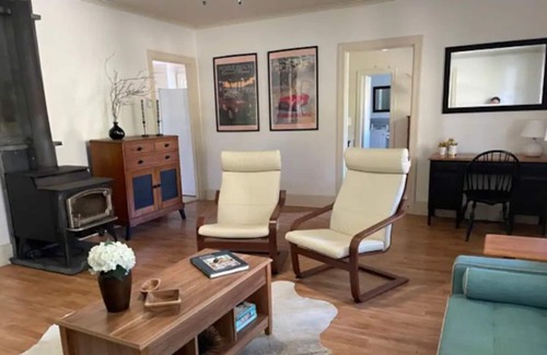 Salinas Cottage | Private Picturesque Cottage in Carmel Valley