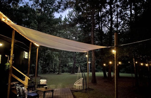 Moncks Corner House | Private Pond Retreat w/ Goats, Games, Fishing, Firepit and More!