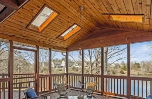 Harwood Lane House | Private Pond Retreat on 6 Acres