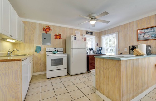Ash House | Private Pool: Family Home in North Myrtle Beach