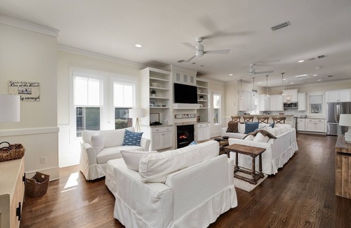 Forest District House | Private Pool and Sitting Spa! 4 Adult Bikes! Resort Amenities!