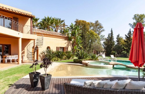 Penina Villa | Private pool and Jacuzzi by GalanteVasques