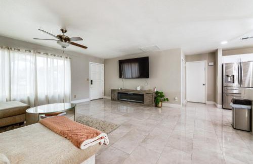 Tempe House | Private Pool and Yard Family Retreat in Tempe