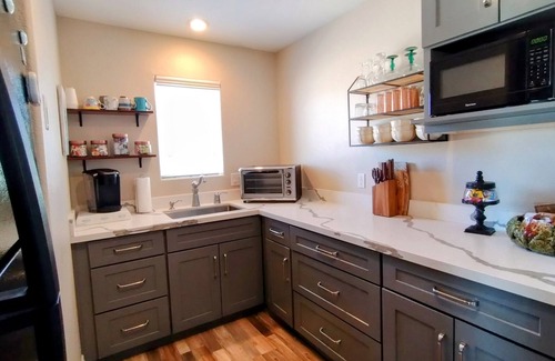 Pahrump Cottage | Private POOL Cottage Games Grill Fire Pit Mtn Views Falcon Cottage