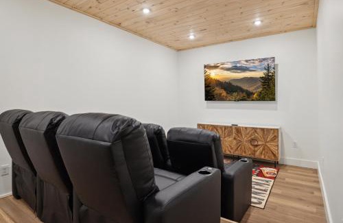 Sevierville House | Private Pool, Dog Friendly, Theater, Game Room!