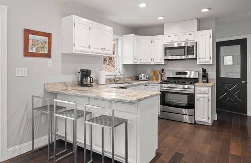 Fairview House | Private Pool & Hot Tub on Serene Wooded Lot