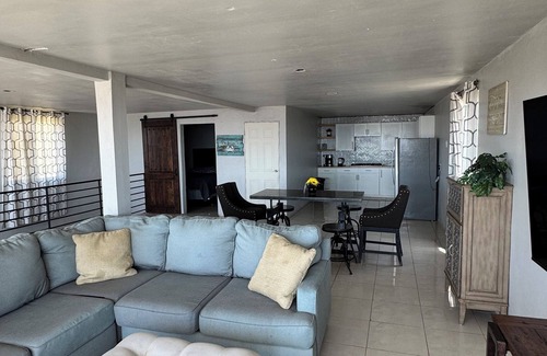 Playas de Rosarito House | Private pool next to Lobster Village