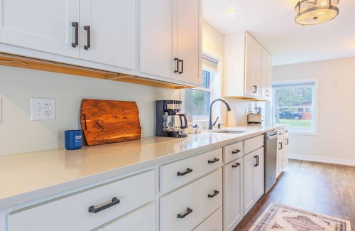Fennville House | Private pool oasis - hot tub - great location