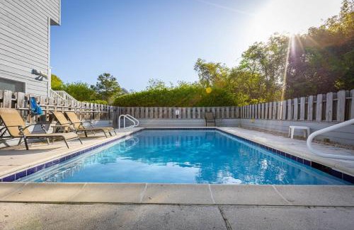 Duck House | Private Pool Oceanside Walkable to Downtown Duck