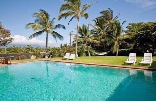 Spreckelsville House | Private Pool & Tennis Court - Views Of MTN Close to OceannAsk for free Massage