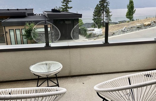 McKinley House | Private Pool, Walk to the Lake!