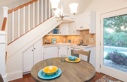 Fairview Shores House | Private Poolside Guest House In Winter Park/Orlando