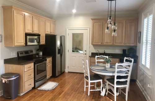 Thomasville Cottage | Private Quiet Neighborhood