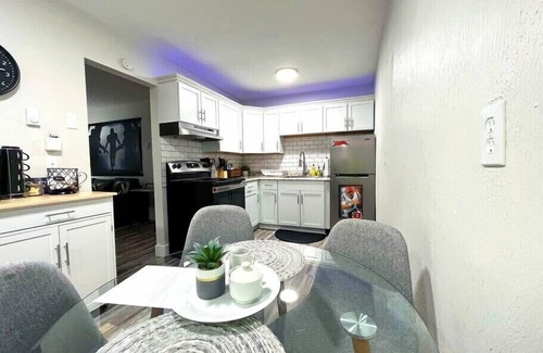 Canton Apartment | ~ Private Renovated Bengals Apartment ~ 5 Star ~