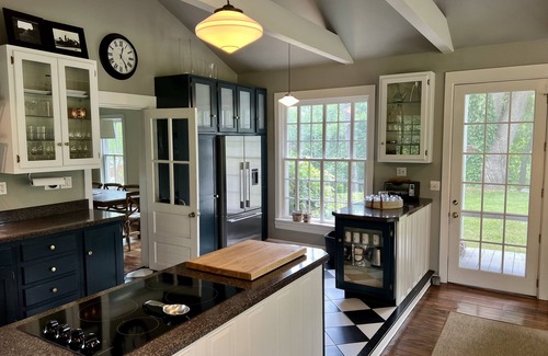 Athens Other | -Private renovated farmhouse along the Hudson surrounded by State Park Land