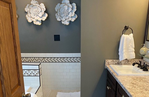 Rockland House | Private Renovated Historical Home with central a/c, jet tub & lots of amenities!