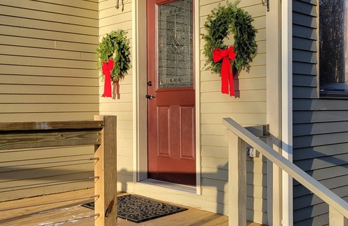 Franconia House | Private Retreat at Ski Mountain