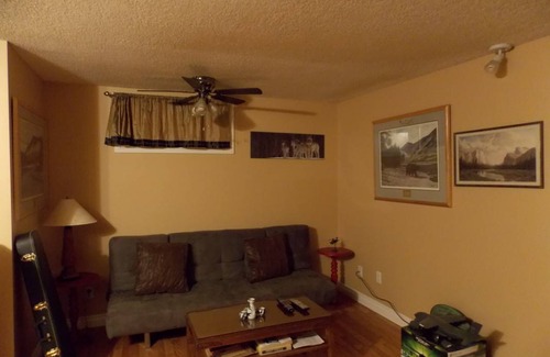 Southwest Calgary Resort | Private room ∙ 1 guest