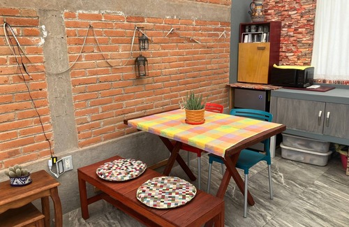 Narvarte Poniente House | Private room with full bathroom. Safe and quiet area.