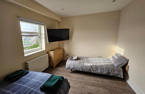 The Lane House | Private Room Near Central Ideal for City Explorers